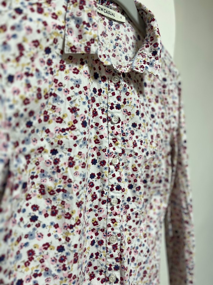 Çiçek Desenli Pamuklu Kadın Gömlek - Görsel 3