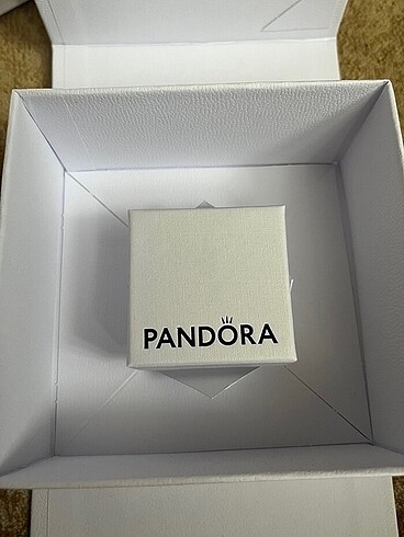 Beden ORİJİNAL PANDORA YÜZÜK