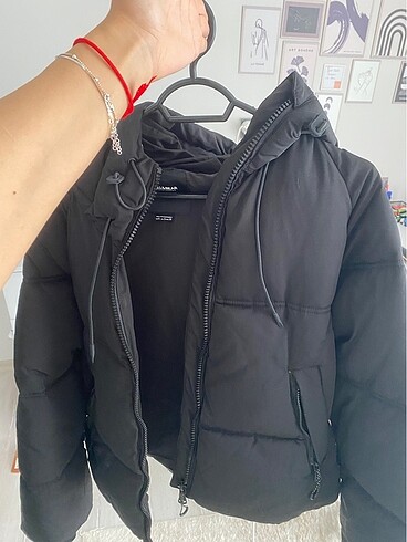 pull and bear mont