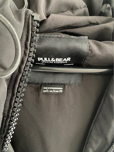 s Beden pull and bear mont