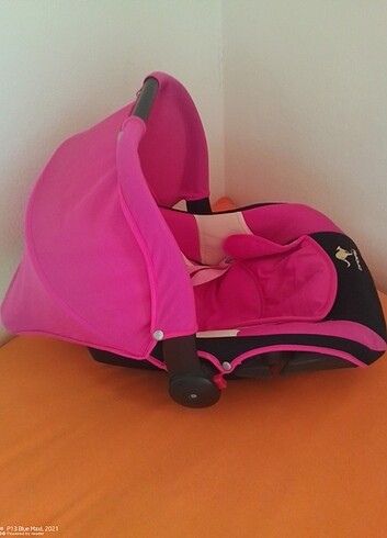 Pembe bebek puseti