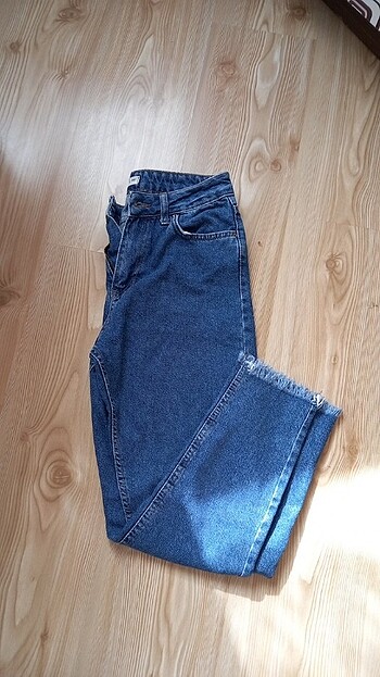 Kadin mom jean