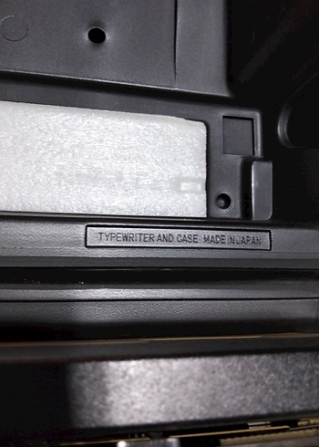 Eski, elektronik daktilo - Görsel 6