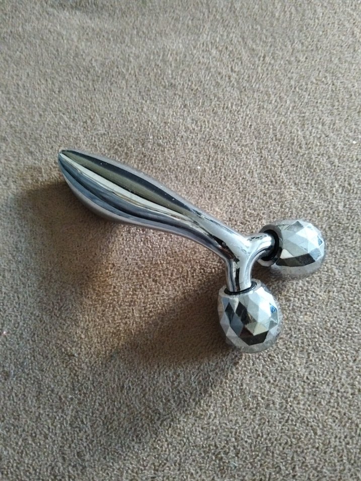 Kadınlar için Masaj ve Cilt Bakım Aleti - Görsel 2