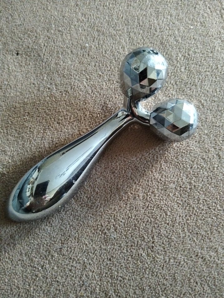 Kadınlar için Masaj ve Cilt Bakım Aleti - Görsel 4