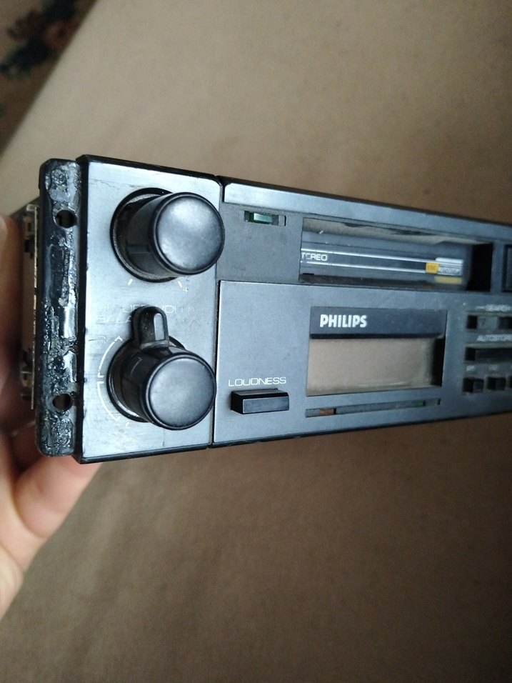 Philips Siyah Müzik Sistemi - Görsel 2