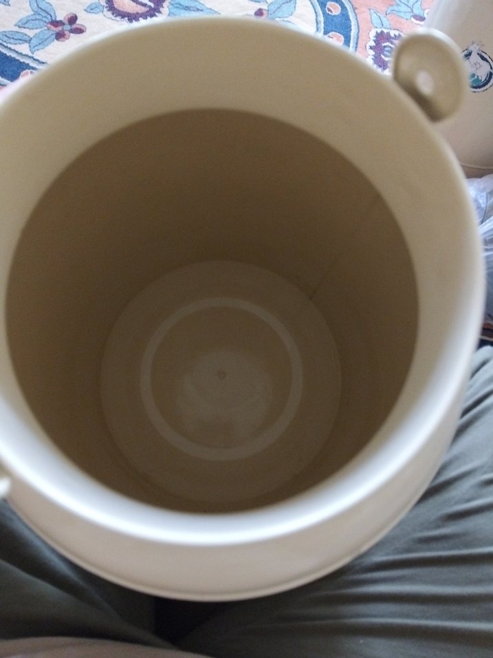 Eski, Avrupa emaye süt kovası - Görsel 3