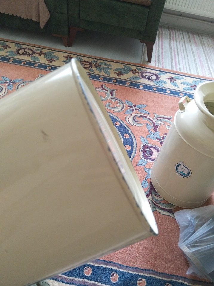 Eski, Avrupa emaye süt kovası - Görsel 4