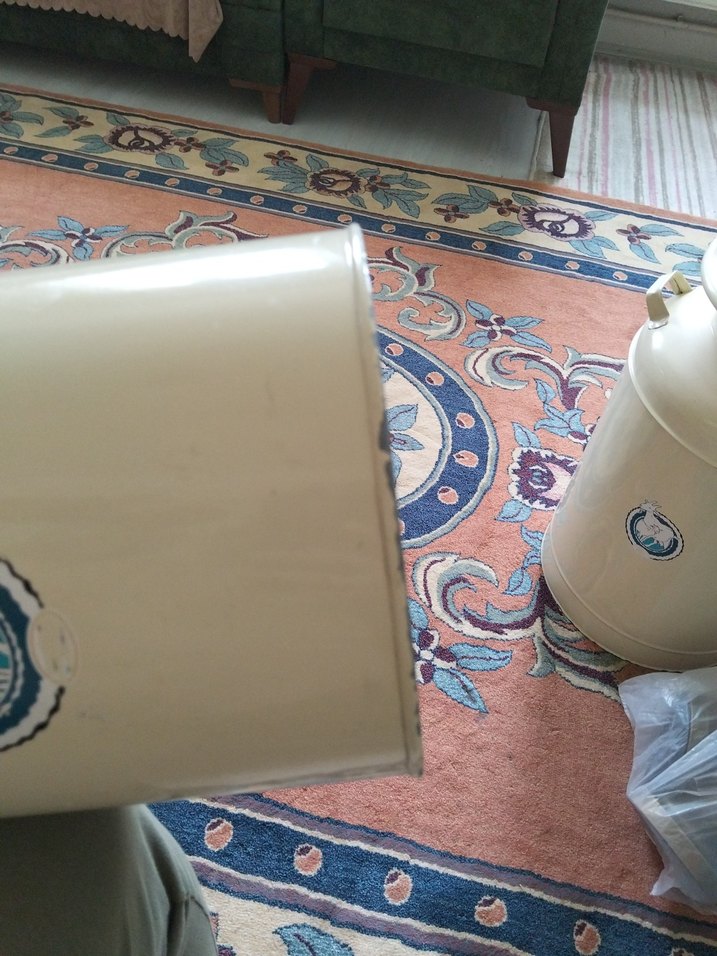 Eski, Avrupa emaye süt kovası - Görsel 5