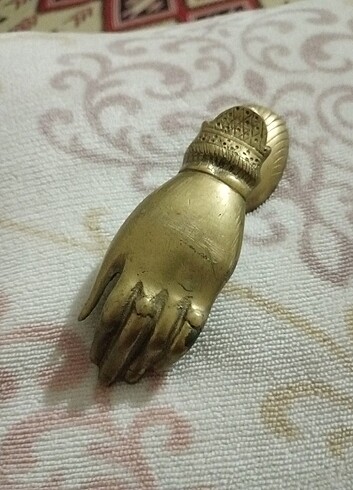 Eski, pirinç kapı tokmağı