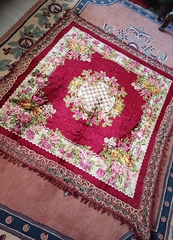 Beden Eski, kadife ipek dokuma örtü