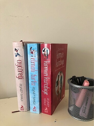ayöregi elmalı turta kırmızı kurabiye kitap set