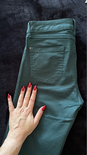 27 Beden Zümrüt Yeşili Likralı Mumlu Skinny Jean