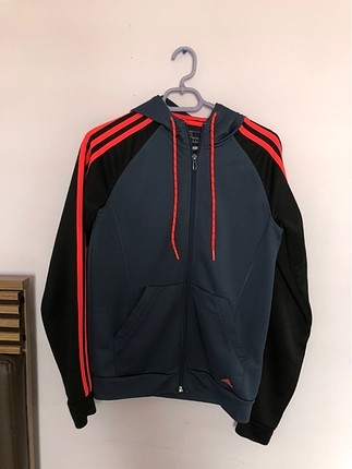 Adidas orjinal kapşonlu üst