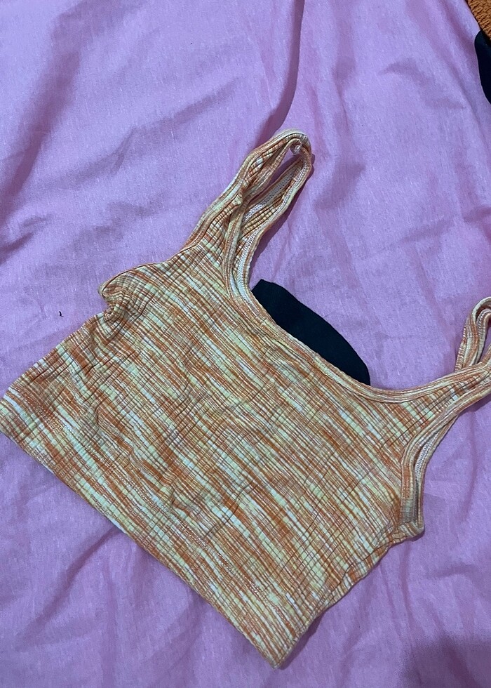 Turuncu crop - Görsel 2