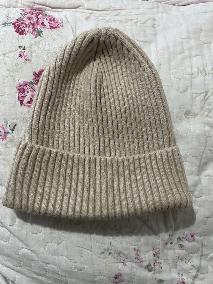 Bej ve Beyaz Triko Kadın Bere - Görsel 3