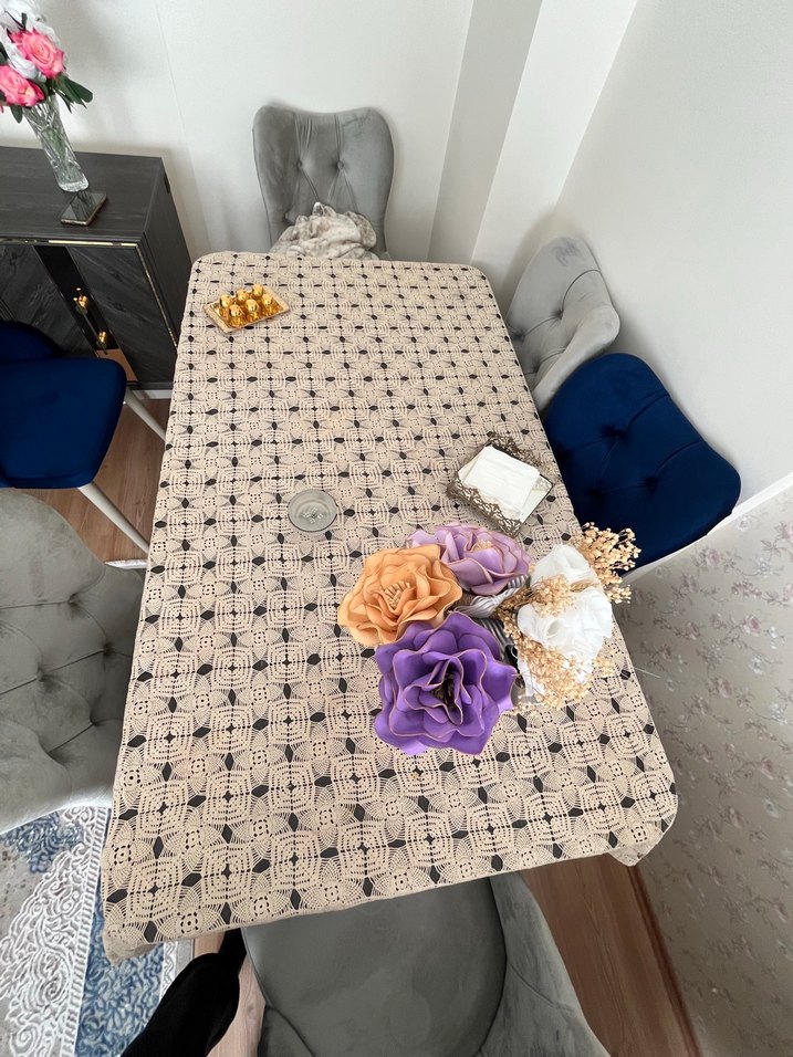 Bohem Çiçek Desenli Kahverengi Masa Örtüsü - Görsel 2