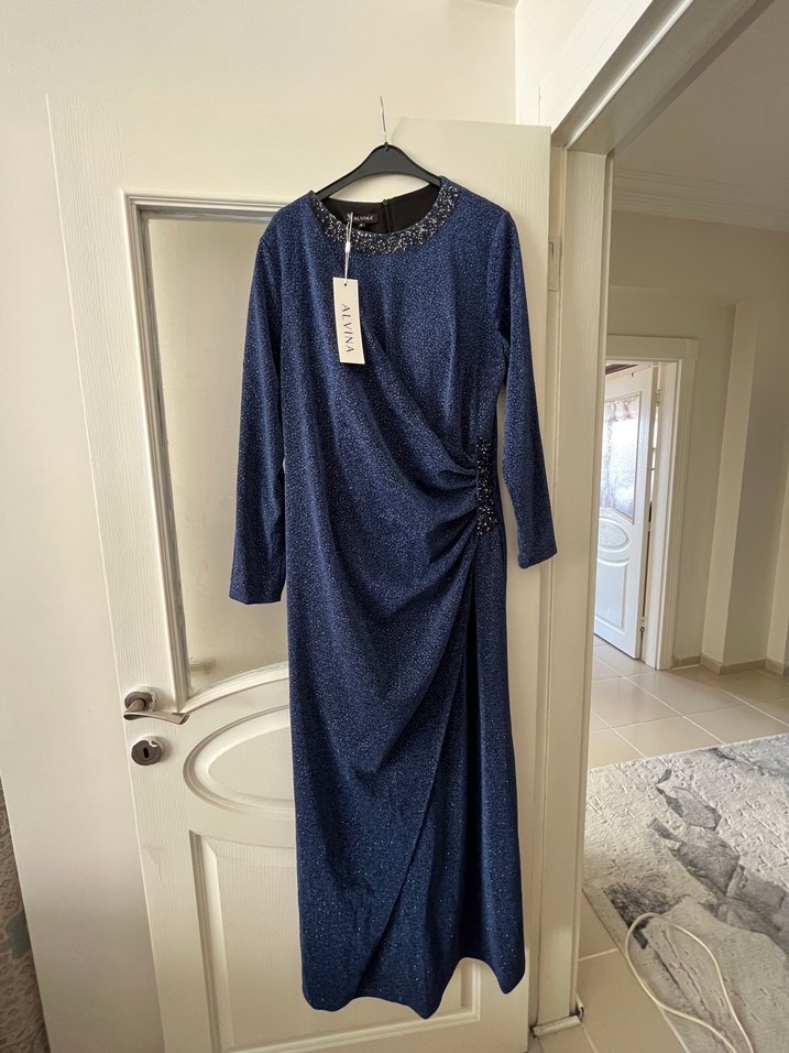 Uzun kollu abiye elbise - Görsel 2