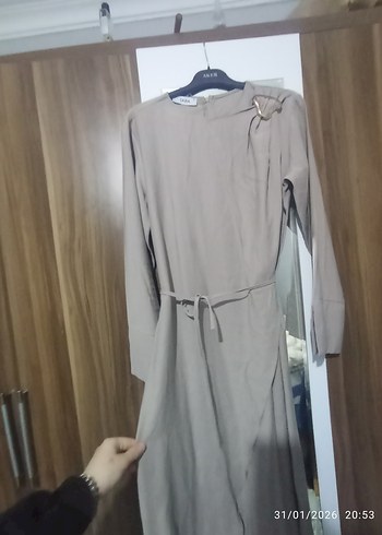 Bej Uzun Kollu Kadın  Elbise - Görsel 4