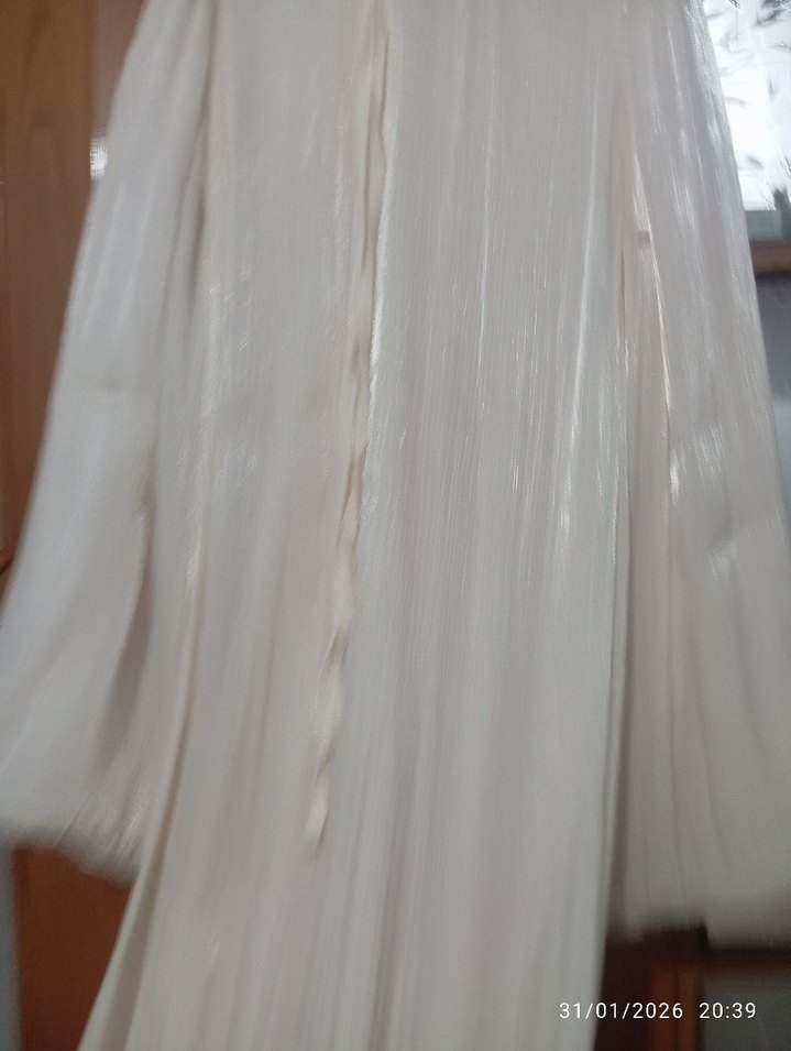 Beyaz UzunElbise - Görsel 4