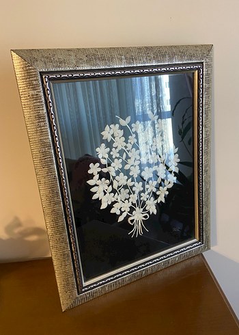 Gri Çerçeveli Beyaz Çiçekli Tablo - Görsel 3