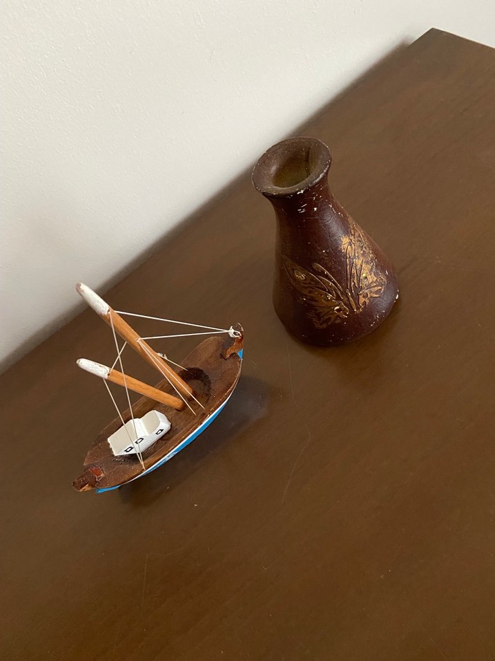 Mavi Ahşap Yelkenli Figür ve Kahverengi Vazo - Görsel 3