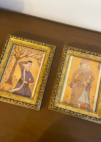 Altın Renk Çerçeveli İki Sanat Tablosu - Görsel 2