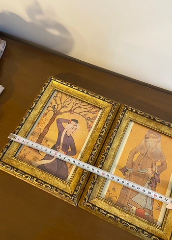 Altın Renk Çerçeveli İki Sanat Tablosu - Görsel 3