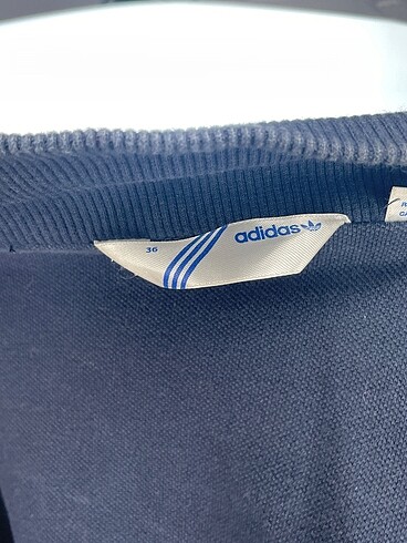 36 Beden çeşitli Renk Adidas Yağmurluk %70 İndirimli.
