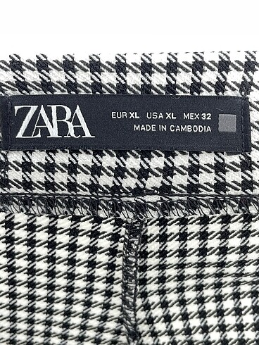 xl Beden çeşitli Renk Zara Kumaş Pantolon %70 İndirimli.