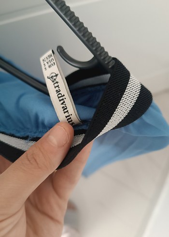 Stradivarius Mavi Piliseli Midi Etek