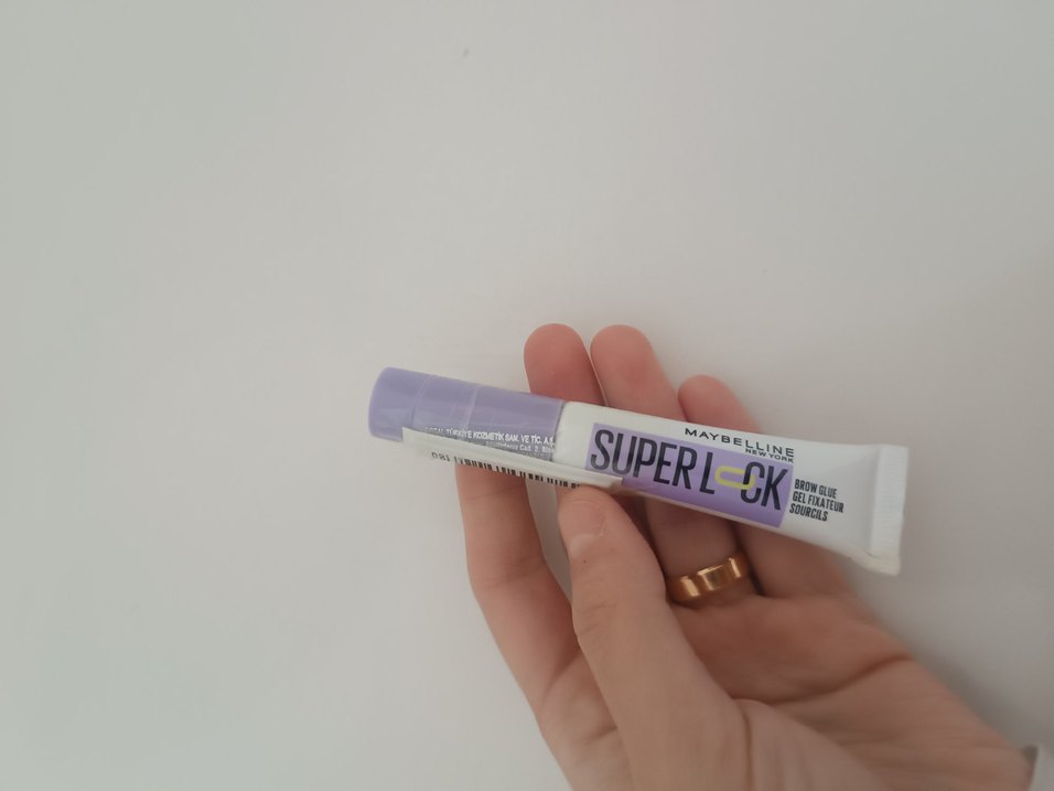 Maybelline SuperLCK Mor Pastel Maskara sabitleyici - Görsel 3