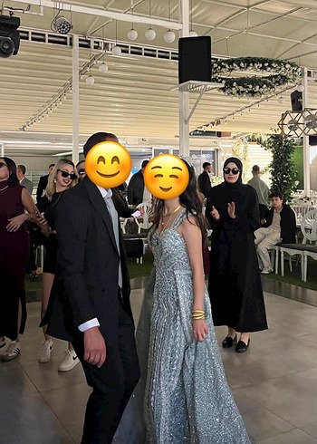 Diğer Şeffaf Detaylı Uzun Yeşil Nişan Elbisesi