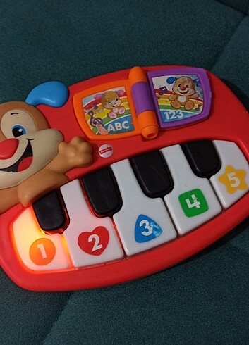 Fisher-Price Eğitici Köpekciğin Piyanosu Türkçe 