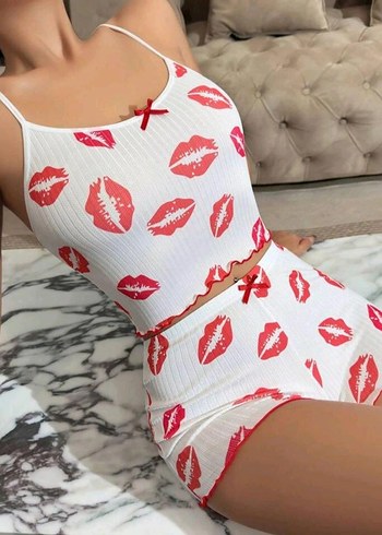 Kırmızı Dudak Desenli Beyaz Mini Pijama Takımı - Görsel 2