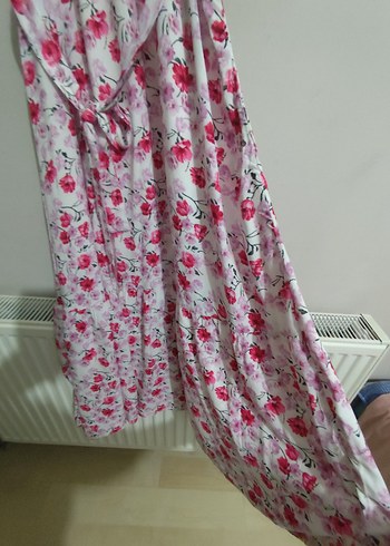 BKS : Pembe Çiçek Desenli Uzun Günlük Elbise. - Görsel 5