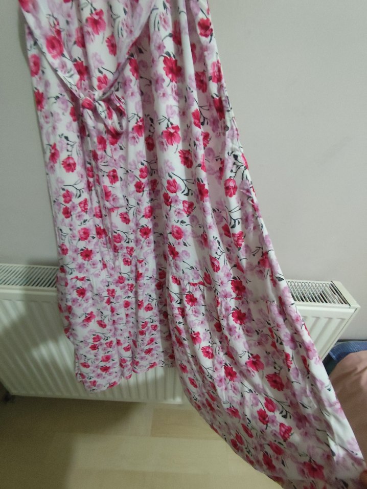 BKS : Pembe Çiçek Desenli Uzun  Günlük Elbise. - Görsel 5