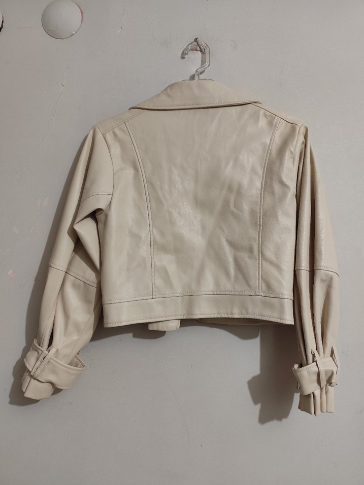 FAF: Bej Kadın Deri Kısa Ceket45 bu - Görsel 3