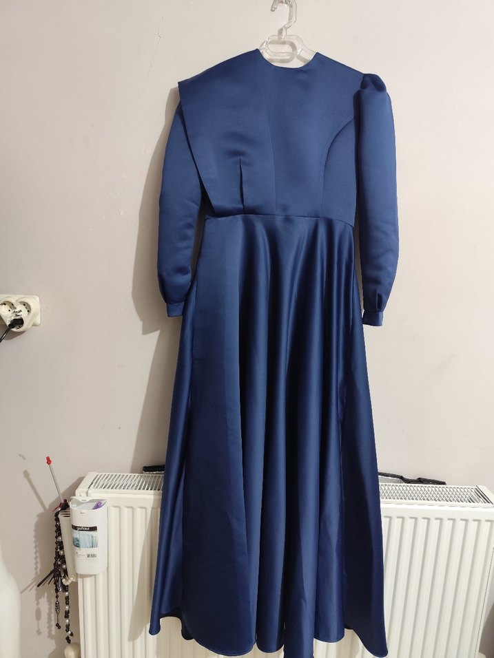 Uzun Kol Drapeli Koyu Mavi Kadın Abiye.S aynen Elbise - Görsel 2