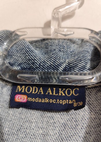 Moda Alkoc : Düğmeli Kolsuz Mavi Denim Ceket - Görsel 5