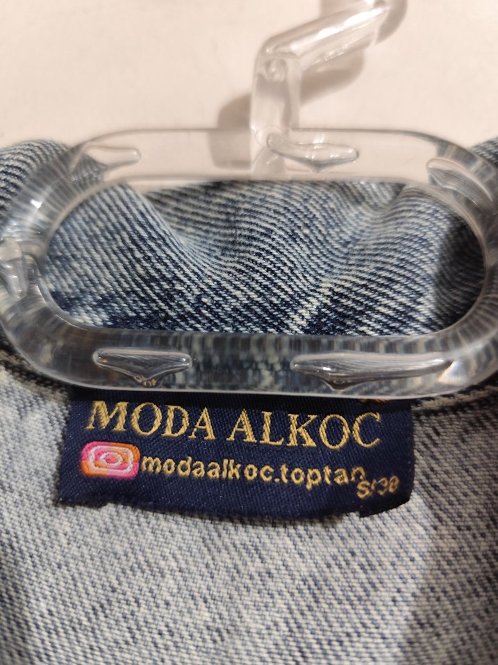 Moda Alkoc : Düğmeli Kolsuz Mavi Denim Ceket - Görsel 5