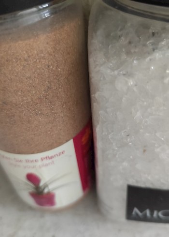 El işi. farklı. boy ve renkte taş boncuk - Görsel 9