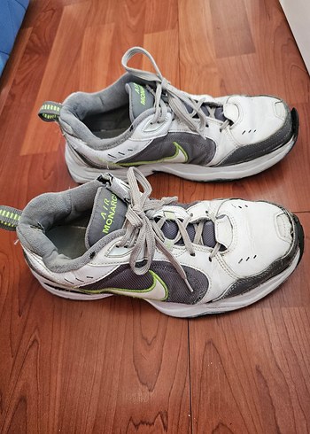 44 Beden gri Renk Nike 44 no air monarch iv erkek ayakkabı