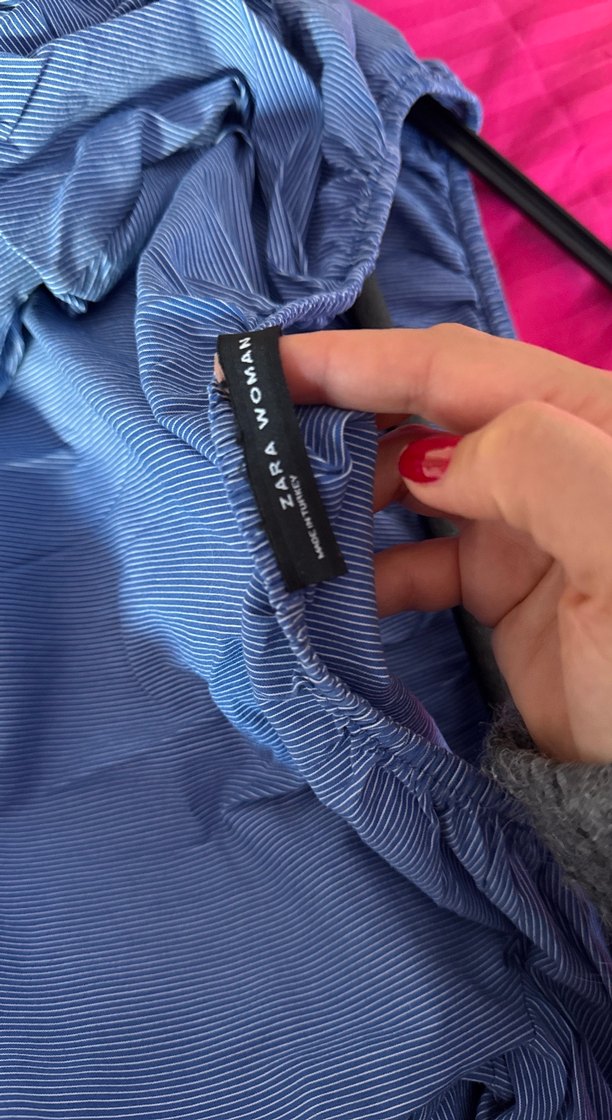 Uzun Kollu Fırfırlı Mavi Straplez Bluz - Görsel 5