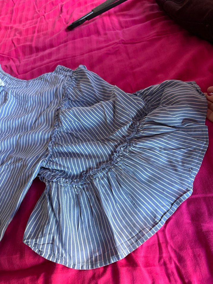 Volanlı, Kısa Kollu, Geniş Kesim Bluz - Görsel 2