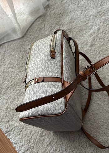 Michael Kors Gri Deri Sırt Çantası - Görsel 3