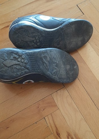 Fenerbahçe halisaha ayakkabisi 32 numara - Görsel 4