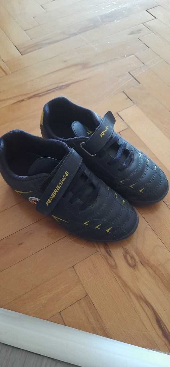 Fenerbahçe halisaha ayakkabisi 32 numara - Görsel 2