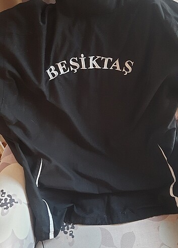 Bjk eşofman üstü