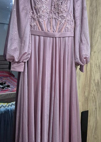 Pembe Nakışlı Uzun Kollu Abiye Elbise - Görsel 2